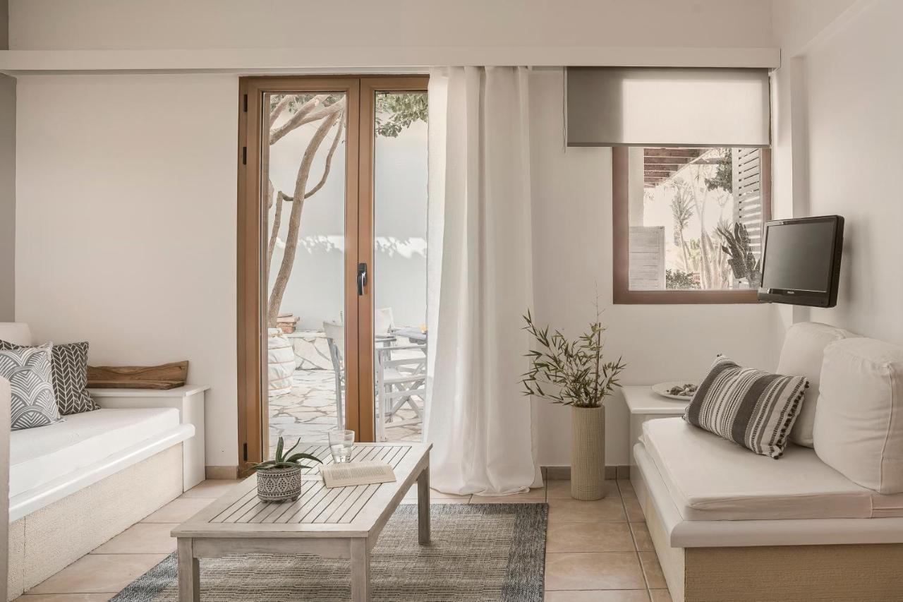 Agnanti Suites Minia Dış mekan fotoğraf