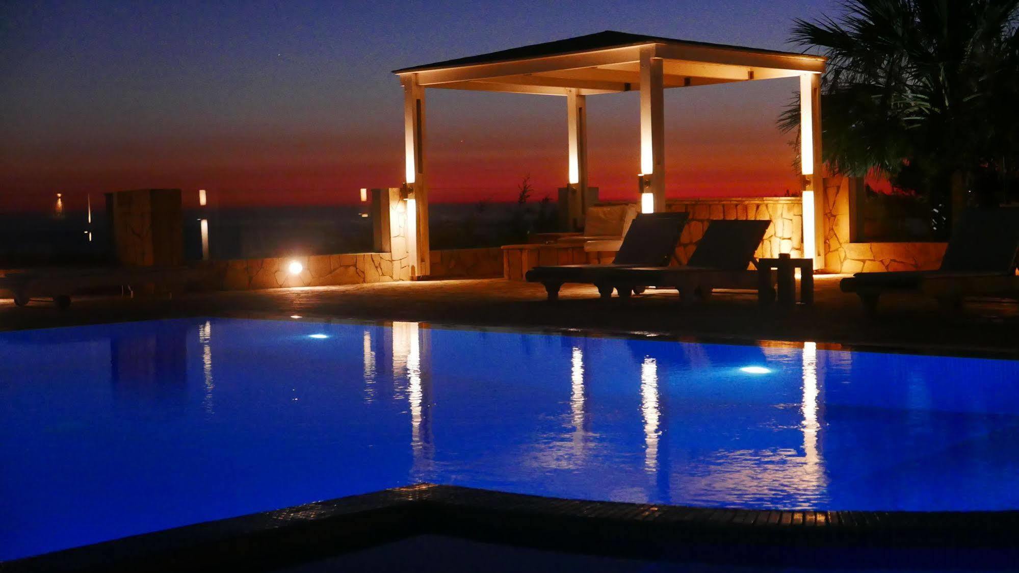Agnanti Suites Minia Dış mekan fotoğraf