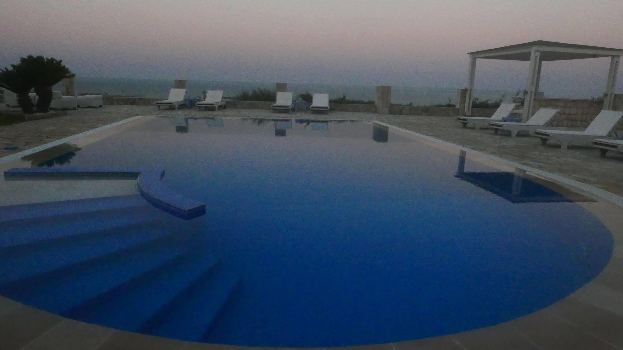 Agnanti Suites Minia Dış mekan fotoğraf