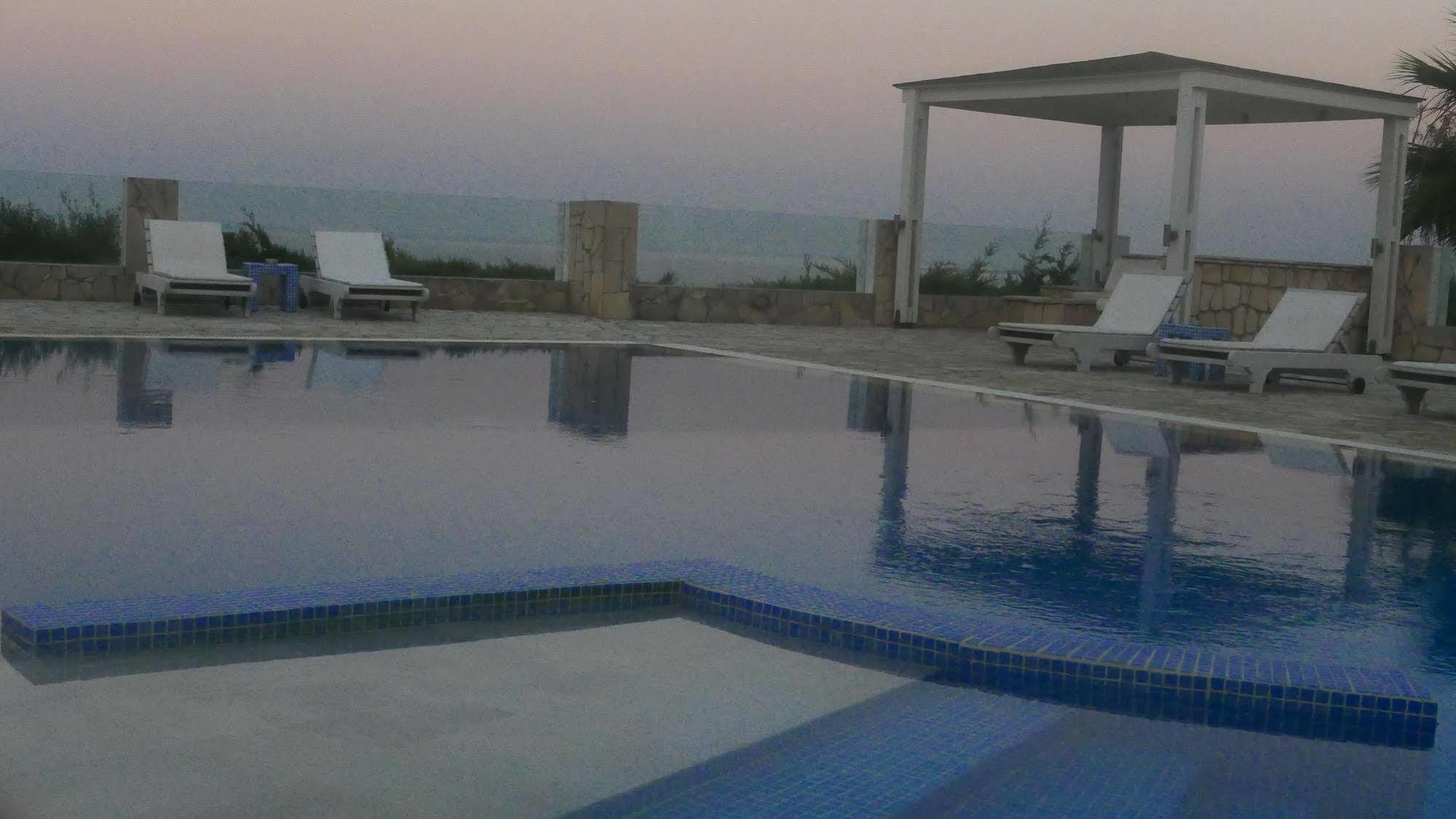 Agnanti Suites Minia Dış mekan fotoğraf